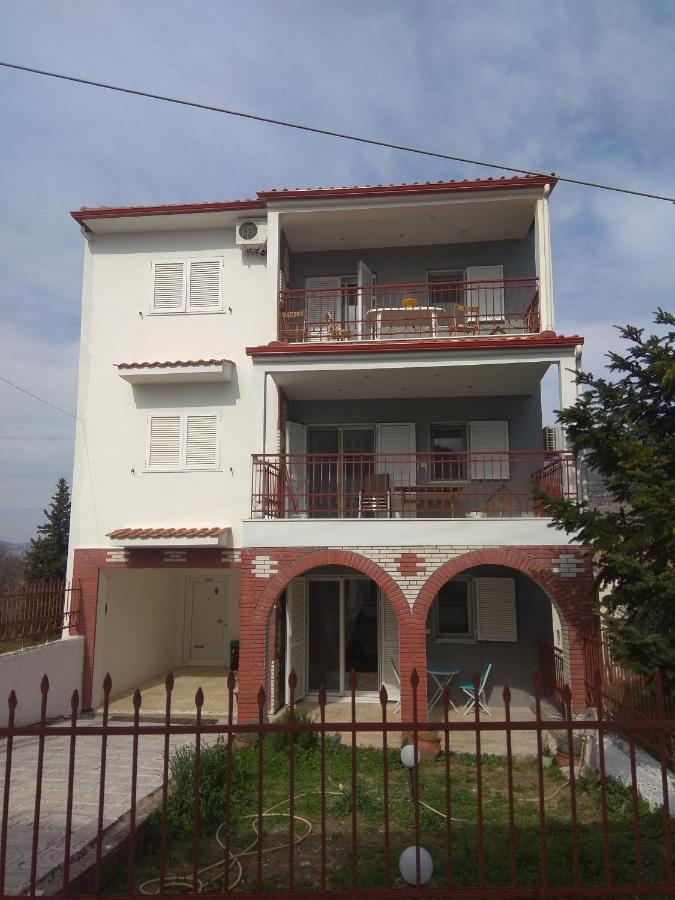 Villa Agnanti Apts And Suites Agio Pnevma Kültér fotó